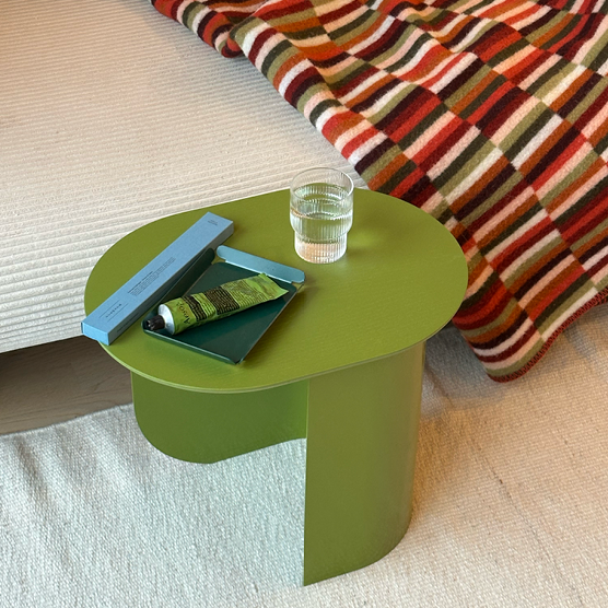 Plateau side table