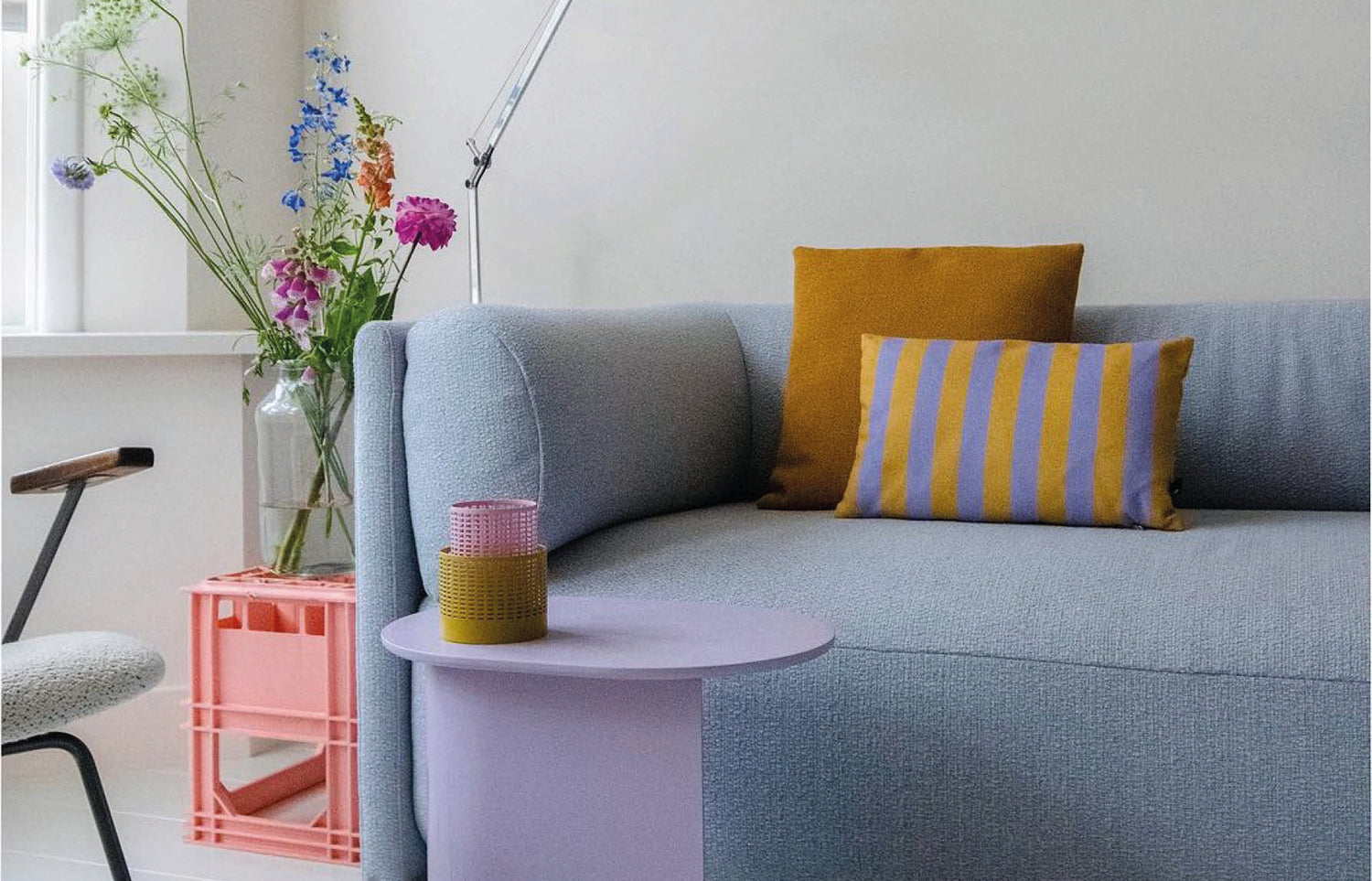 <p>Bolster sofa & Plateau side table</p>