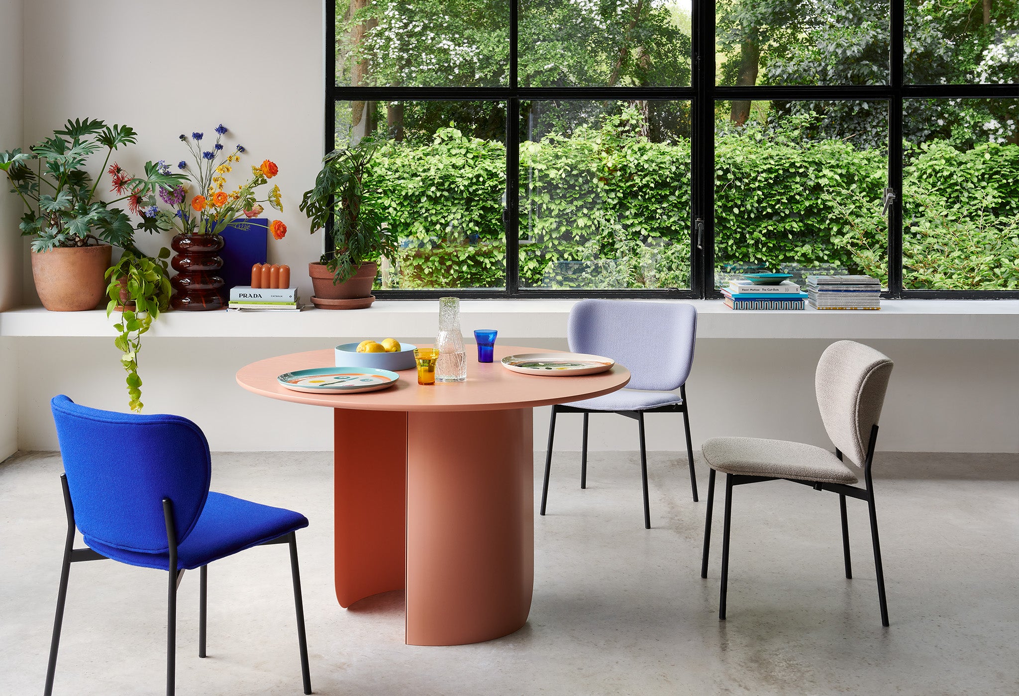 Eve dining chair - black frame