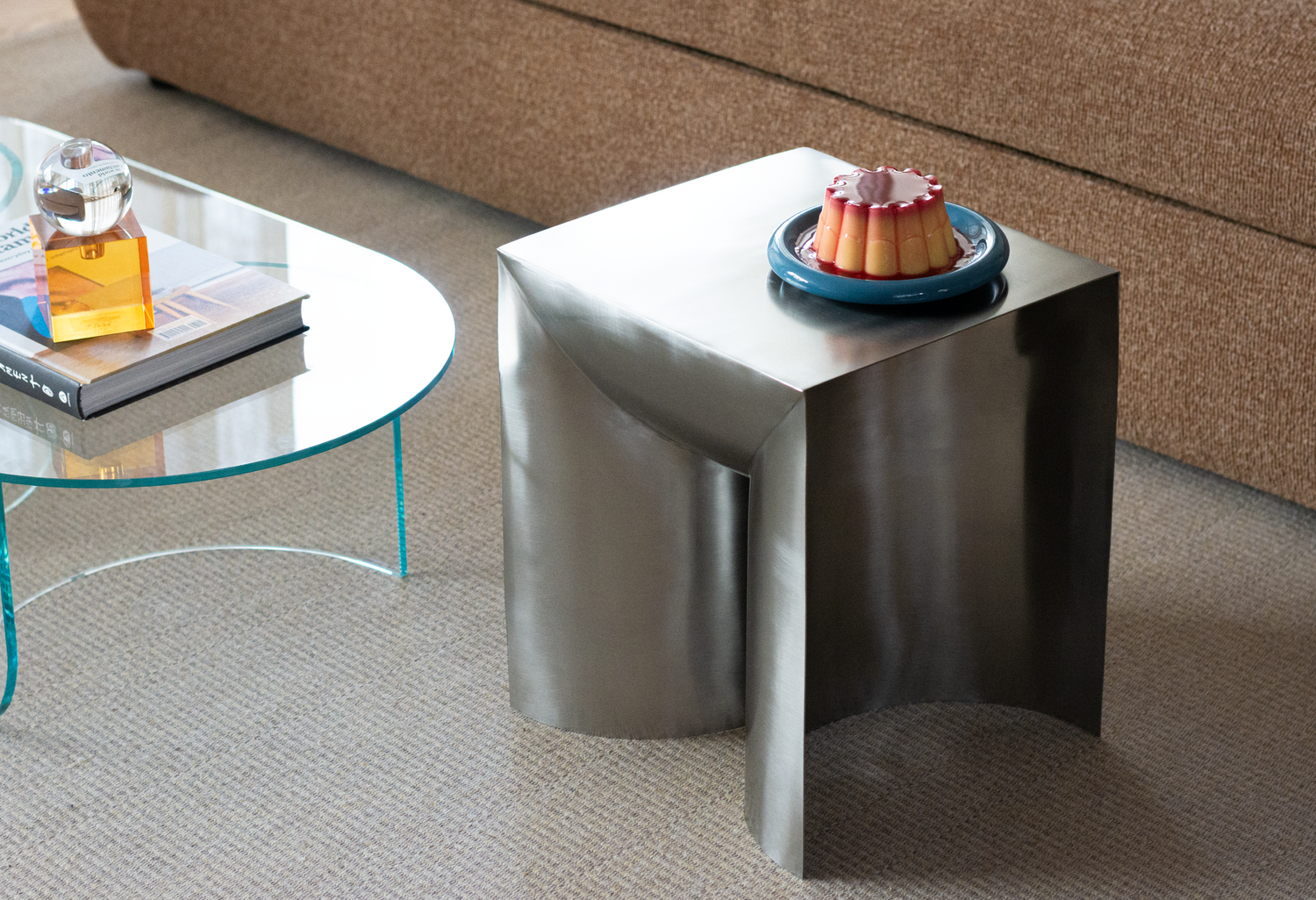Otto side table