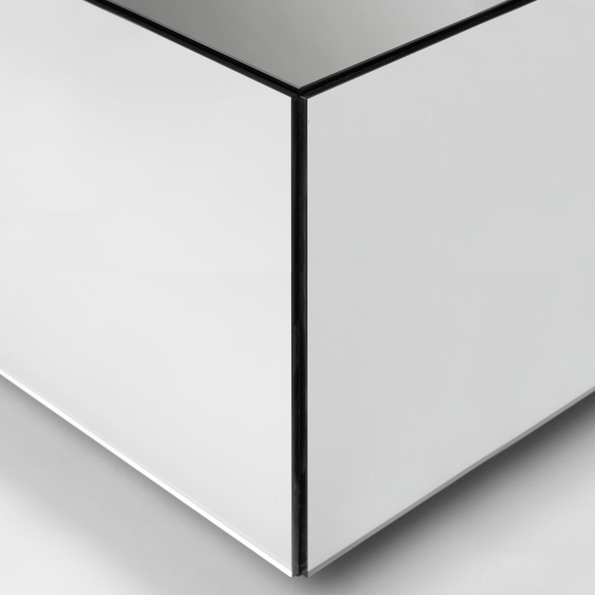 Kobu coffee table - glass